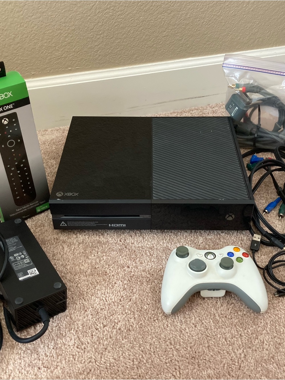 XBOX One Console with White Controller, Remote, Power Supply, Cables